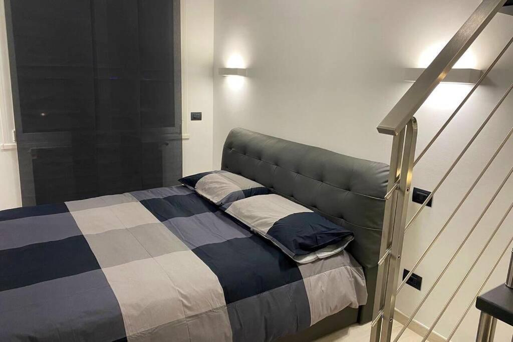 Attico Milano-Bicocca Apartment Bagian luar foto