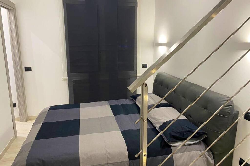 Attico Milano-Bicocca Apartment Bagian luar foto