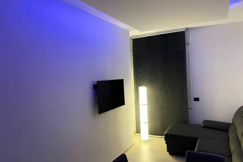 Attico Milano-Bicocca Apartment Bagian luar foto