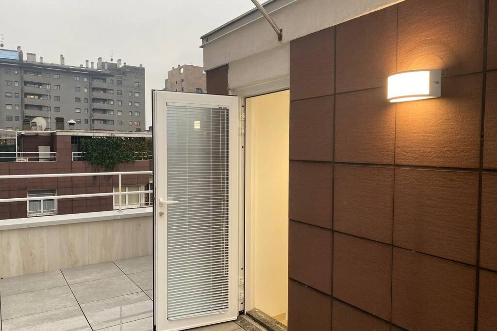Attico Milano-Bicocca Apartment Bagian luar foto